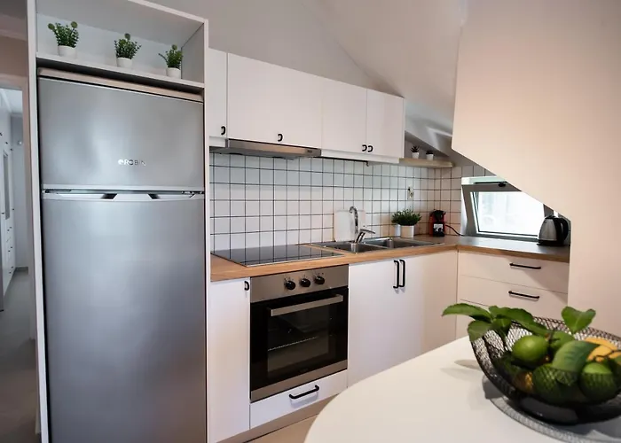 La Strada Apartment